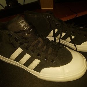 Adidas Matchcourt Adv Black White Casual Skate Sne